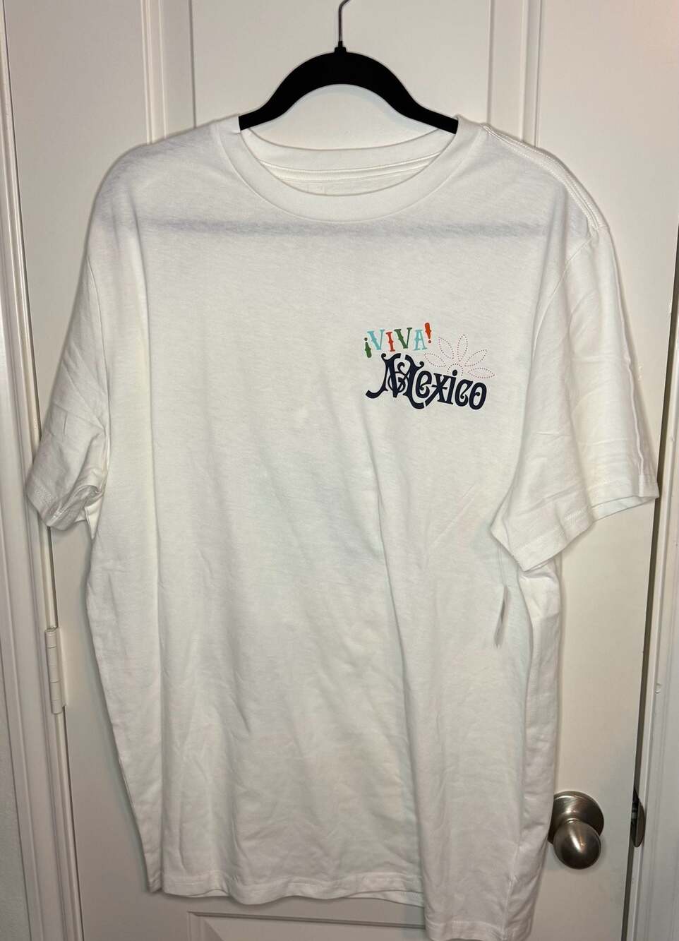 Disney Parks XL Three Caballeros Saludos Amigos ¡Viva! Mexico T-Shirt